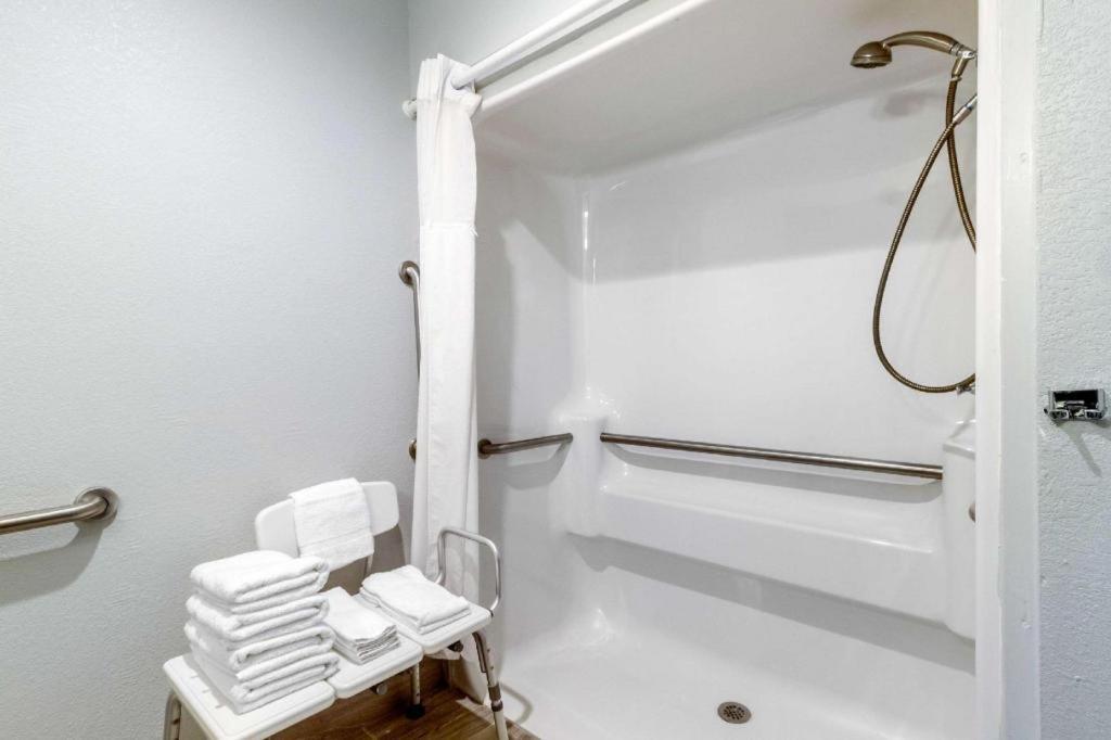 Quality Inn Danville Luaran gambar