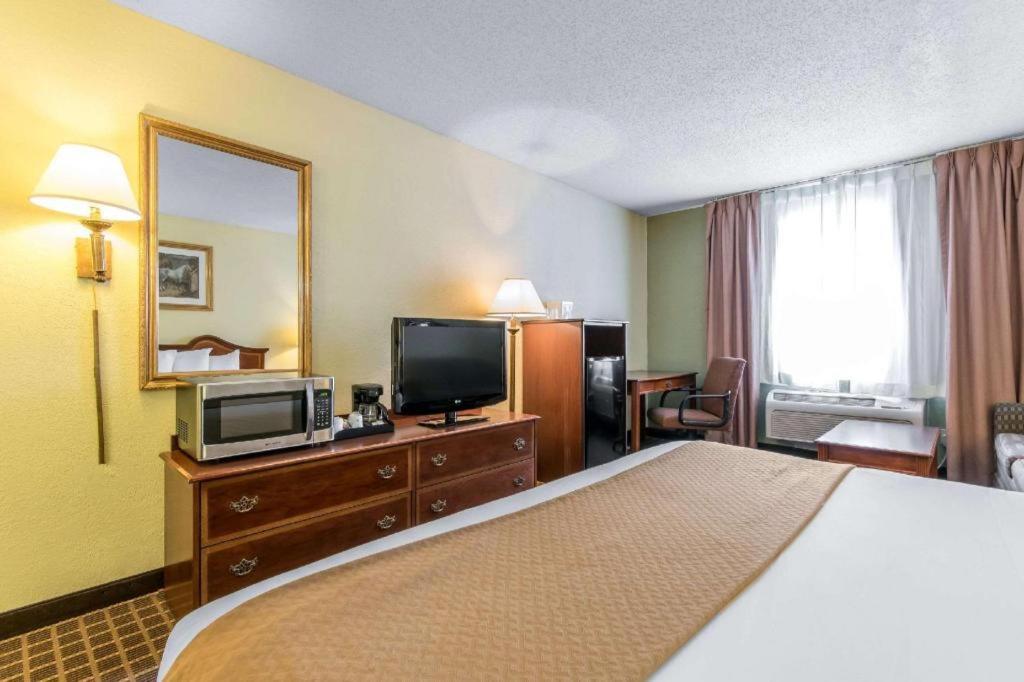 Quality Inn Danville Luaran gambar